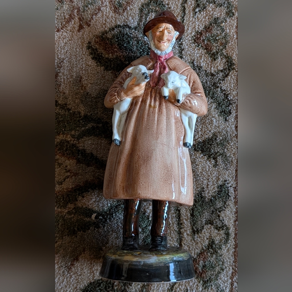 Vintage H.N. 1890 Royal Doulton "Lambing Time"